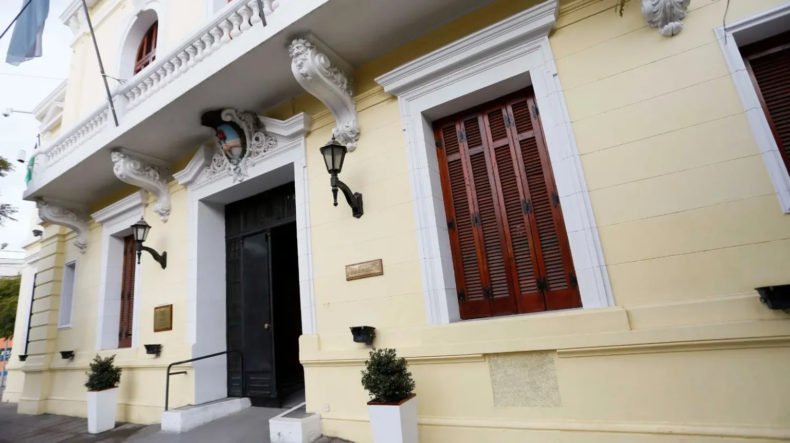 Coparticipación: Río Negro transfirió $20.509 millones a municipios y comisiones