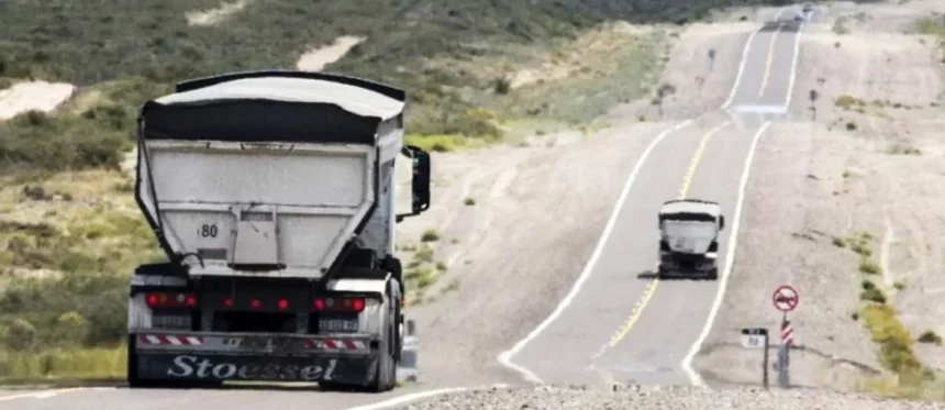 La Pampa: proyecto para cobrar peaje a camiones con arena para Vaca Muerta