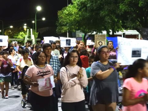 , Catriel. Marcharon por justicia para Agustina, víctima de femicidio