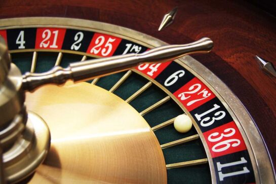 Catriel: prohíben a dos hermanos entrar al casino porque pierden y se ponen violentos