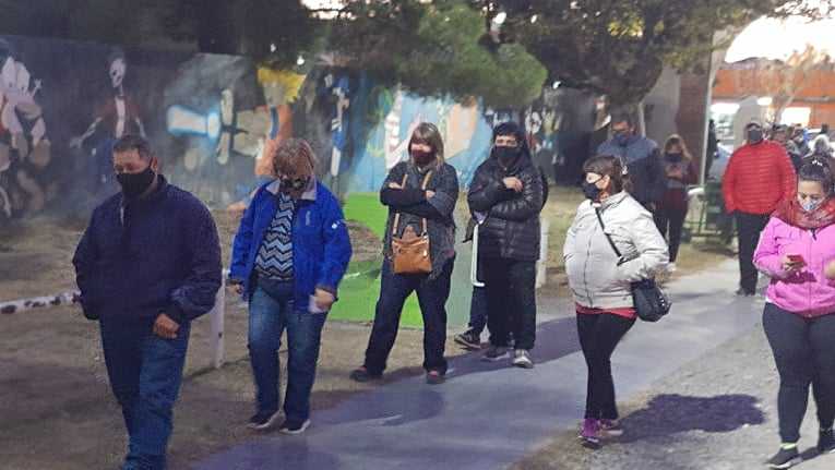Catriel: Continúa la vacunación contra el Covid - Catriel25Noticias.com vacuna sum2 - Catriel25Noticias.com