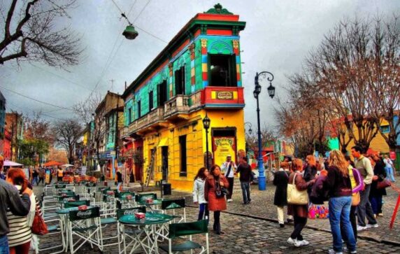 Vacaciones de invierno: los requisitos que exigen Río Negro, Neuquén y el resto de las provincias a los turistas - Catriel25Noticias.com turismo caminito - Catriel25Noticias.com