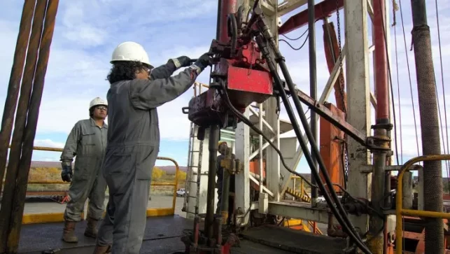 Petroleros con paritaria récord