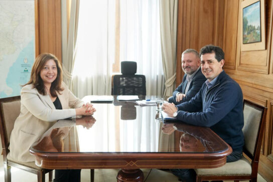 , Carreras mantuvo reuniones con los Ministros Massa y De Pedro