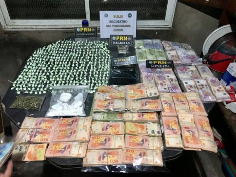 Catriel: Policía desactivó 2 puntos de venta de droga y secuestro más de 3 millones de pesos