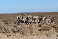 Otro camión volcó por el mal estado de la ruta 151