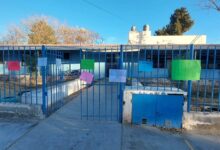 Catriel: alumnos de la ESRN n° 21 reclaman por falencias en el edificio