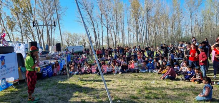 Masiva fiesta día del Niño en petroleros