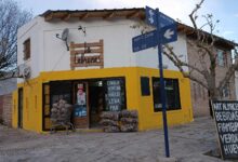 Catriel: delincuentes asaltaron a punta de pistola
