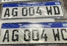 Insólito:Gobierno autorizó a circular con patentes de papel