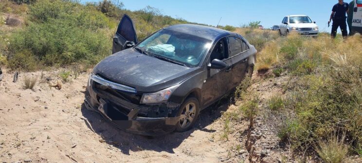 Ruta 151: otro accidente por el mal estado de las banquinas