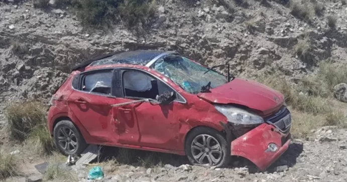 Ruta 151: Viajaban a Mendoza y volcaron en La Pampa