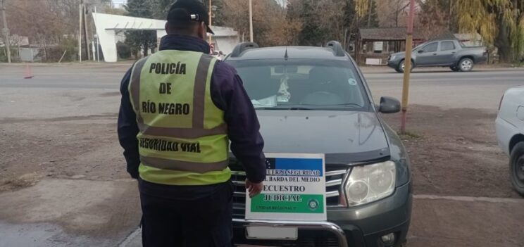 Policía de Barda del Medio recuperó vehículo robado