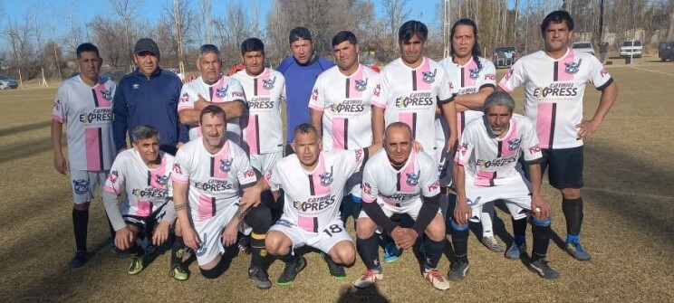 Futbol de la Asociación Civil-La Banda recuperó el liderazgo