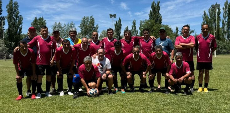 Liga de la Asociación-Esfuerzo Propio y Tapicería Pancho lideran sus categorías