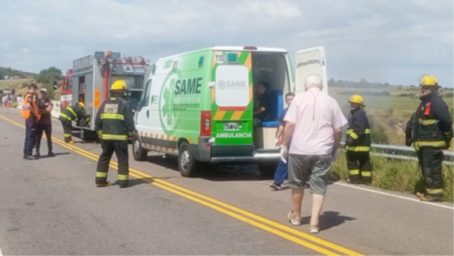 Tragedia: iban a tirar las cenizas de su padre y murieron en un accidente