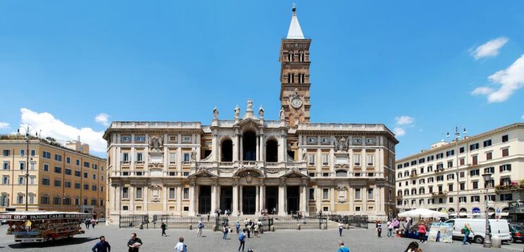 Francisco fue enterrado en su basílica preferida de Roma