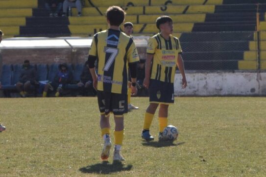 Liga Confluencia-Contundente victoria de la Primera de Catriel ante San Isidro