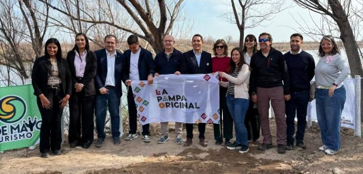 25 de Mayo inauguró oficina de turismo
