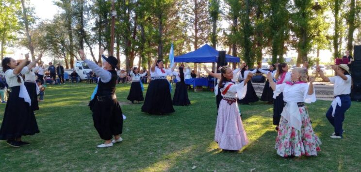 Colonia Chica vivió la «Fiesta de los Colonos»