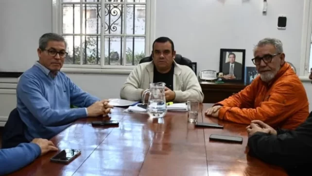 Tres municipios del Alto Valle Oeste se reunieron por las regalías petroleras