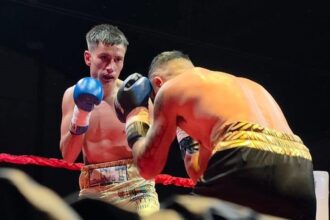 Gran noche de boxeo en Catriel, escenario de una velada de alto nivel con combates amateurs y profesionales que hicieron vibrar al público.