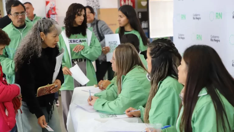 Programa Cerca: más de 600 trámites y gran participación en Catriel