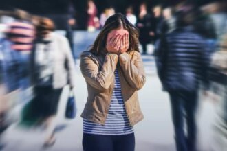 Cada vez màs personas viven en estado de alerta