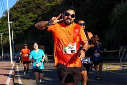 Atletismo- Marcelo Luzuriaga llevó la bandera de Catriel a la Maratón de Río de Janeiro