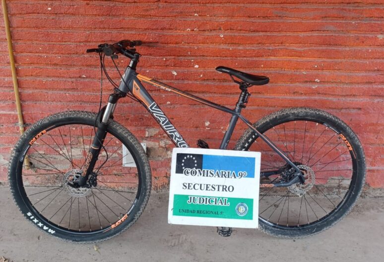 Catriel: en allanamiento recuperan una bicicleta sustraída