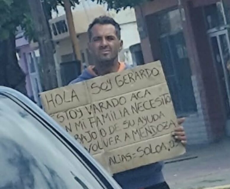 Catriel: alojo a personas «vulnerables» en su casa y los tuvo que sacar con la policía