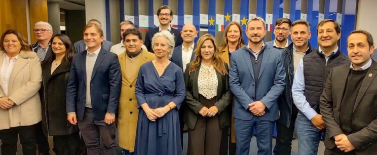 En busca de inversiones, Salzotto participó de un encuentro de la Red Argentina de municipios