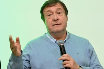 Weretilneck respaldó eliminar las PASO y ratificó el desdoblamiento en las elecciones 2027