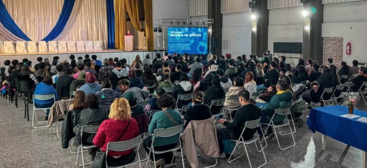Catriel: 180 nuevos egresados de la Escuela Municipal de Oficios