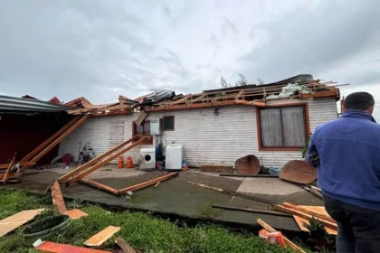 Tornado en Chile, cerca del límite con Neuquén: vientos de 178 km/h, viviendas arrasadas y heridos