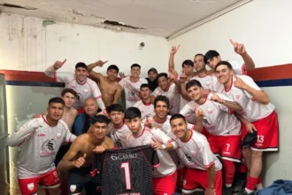 Petroleros Pampeanos venció 2-0 a La Amistad y comparte la punta del Clausura 2026