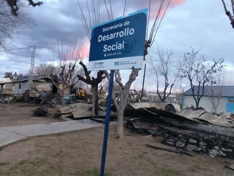 Incendio del ex pabellón de YPF. Salzotto: “Que la verdad salga a la luz”