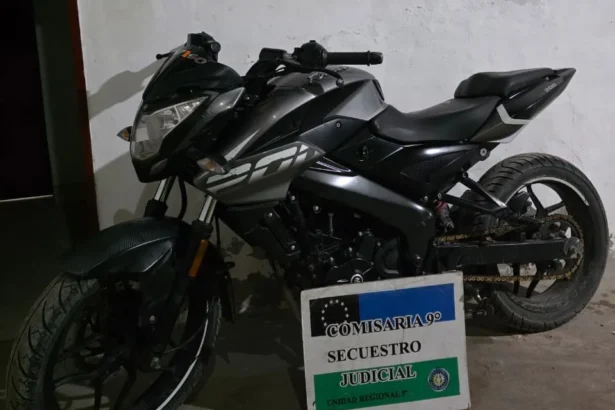 Catriel: policía recupero moto robada en Neuquén en febrero de 2025