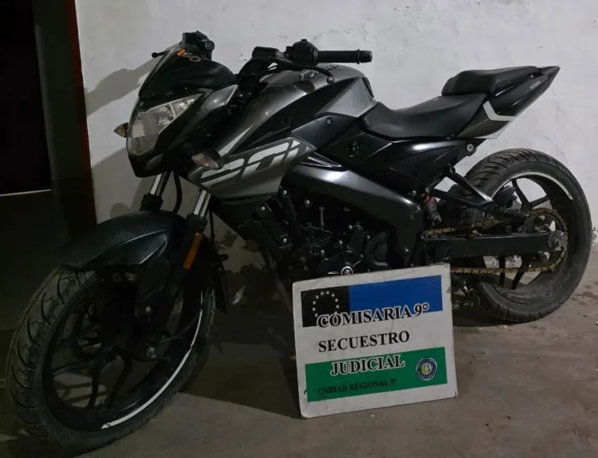 Catriel: policía recupero moto robada en Neuquén en febrero de 2025