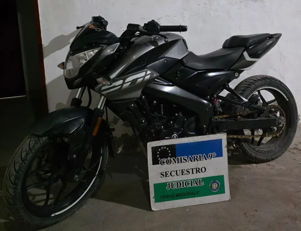 Catriel: policía recupero moto robada en Neuquén en febrero de 2025