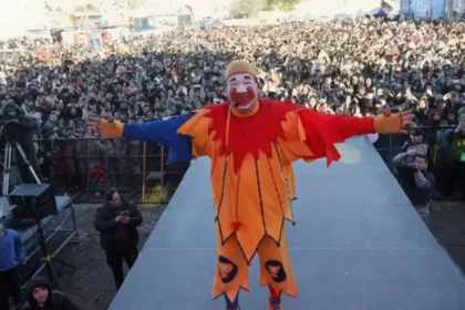 Una multitud acompañó a Piñón Fijo en el gran festejo del Día del Niño en Cinco Saltos