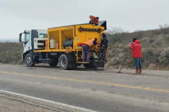 Ruta 151: Nación compró 5.000 toneladas de material para bachear de Cipolletti a Catriel