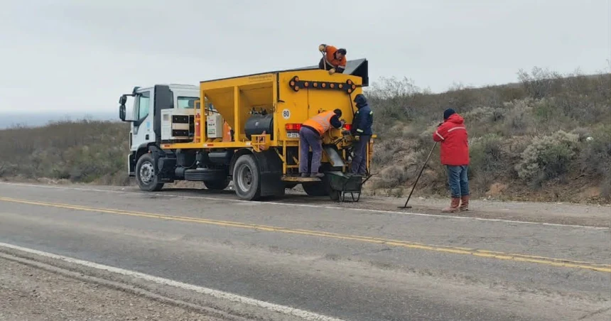Ruta 151: Nación compró 5.000 toneladas de material para bachear de Cipolletti a Catriel