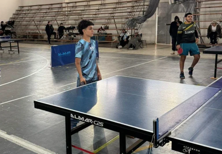 El tenis de mesa regional no deja de crecer: Catriel y 25 de Mayo meten a sus jóvenes entre los mejores del país