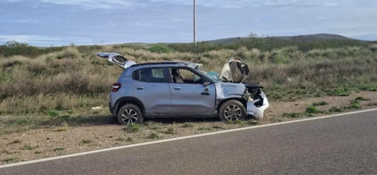 Un lesionado por un vuelco en la Ruta 151
