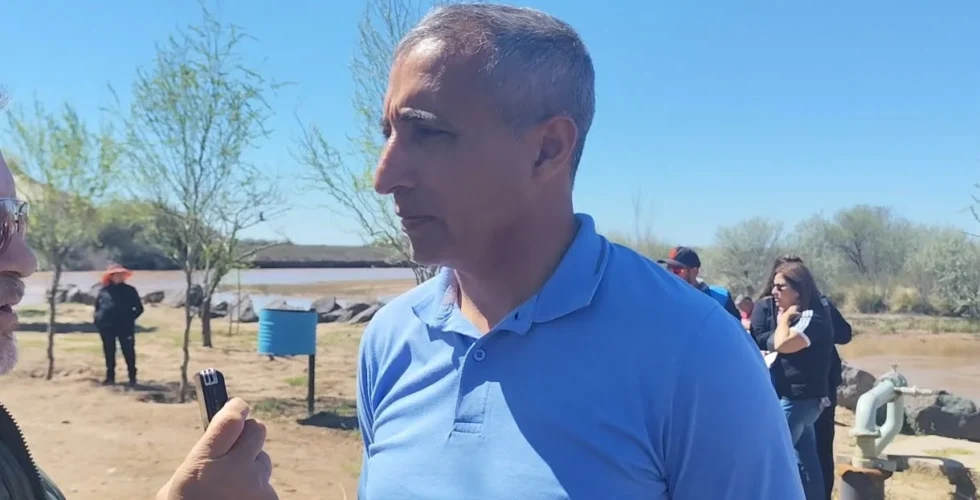 Intendente de Algarrobo del Aguila acompañó en Catriel reclamo por la Ruta 151