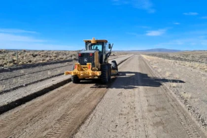 Neuquén repavimenta la Ruta 6 desde Rincón de los Sauces a Crucero Catriel
