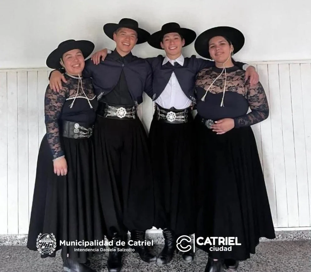 Catriel brilló en Córdoba: una campeona, dos subcampeonatos y una mención especial en el Nacional de Malambo Femenino