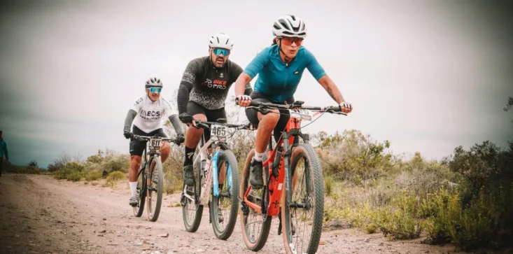 Mountain Bike: Maira Inostroza y Germán Dorhmann ganaron la cuarta edición del Rally Los Loros en Catriel