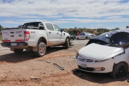 Tragedia en ruta 151-Una mujer falleció tras un choque entre un auto y camioneta
